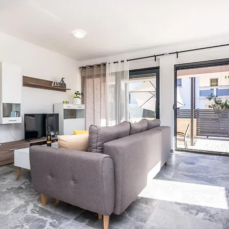 Genster - Mirna Kroatien