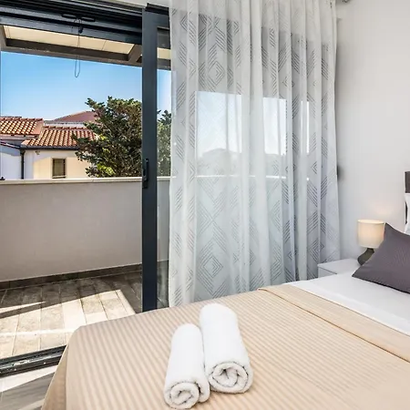 Holiday home Genster - Mirna Kroatien Vir