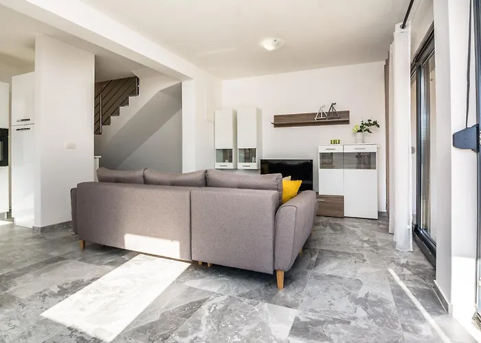 Genster - Mirna Kroatien * 비르