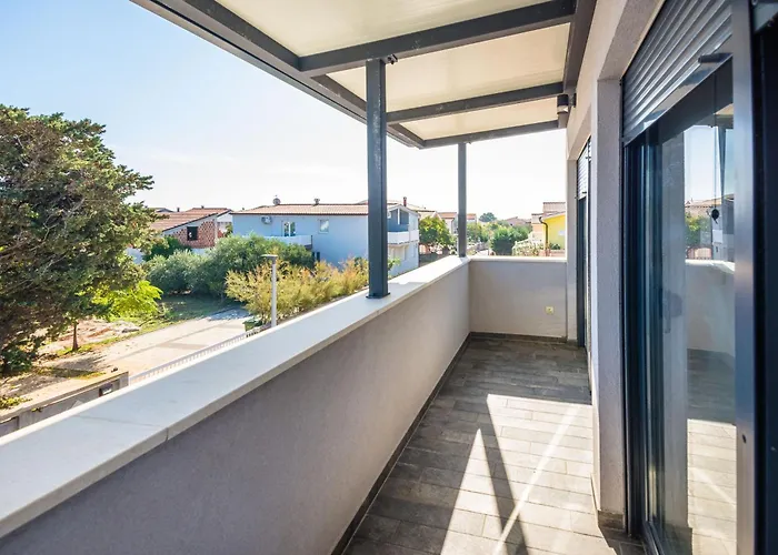 Genster - Mirna Kroatien *