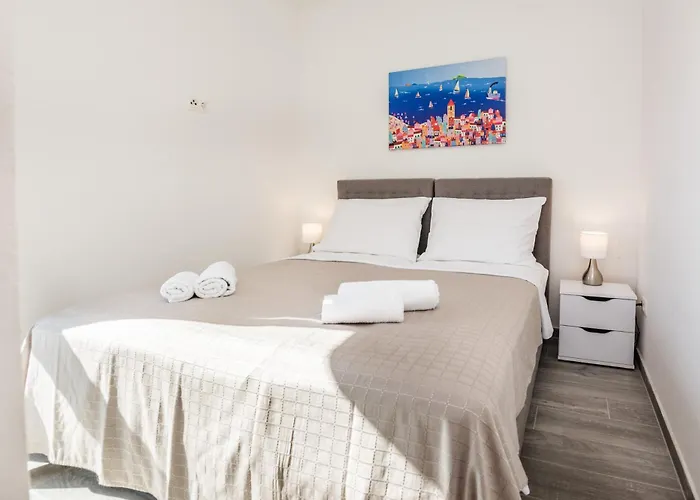 펜션 Genster - Mirna Kroatien *